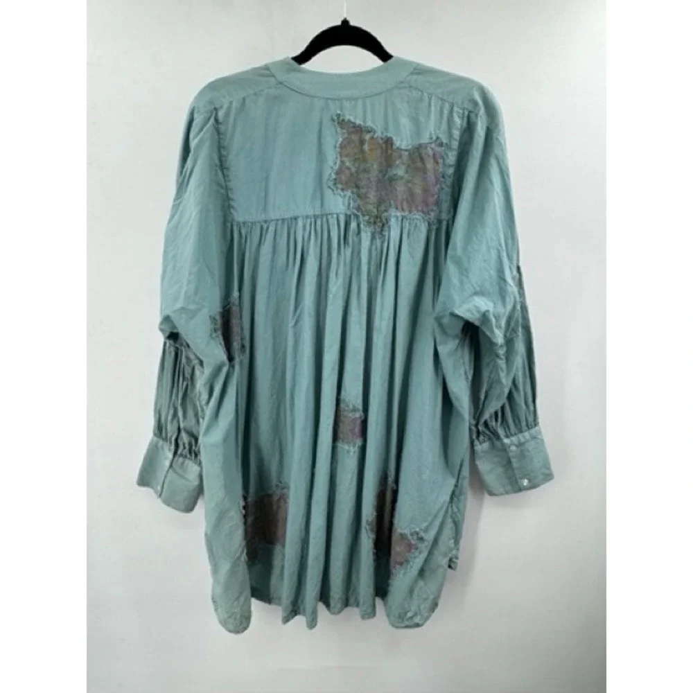 Free People Blue Floral Patch Pintuck Buttons Tunic Top SMALL Boho Cottage